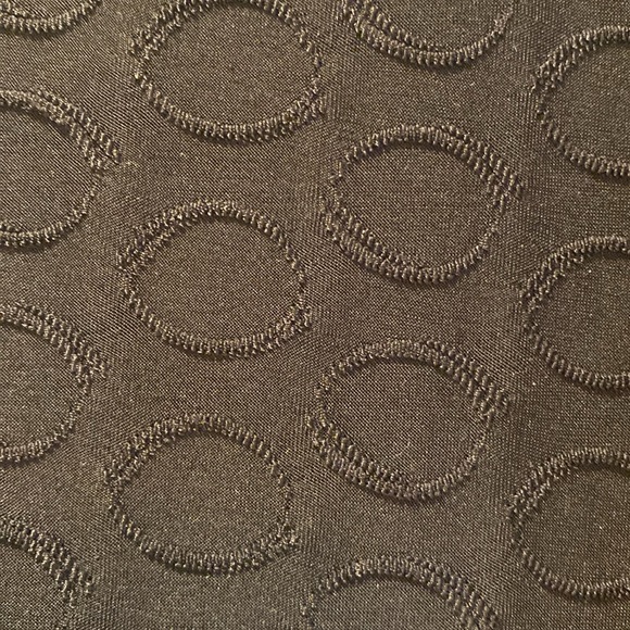 TanKay long sleeved top. Size Lg - Picture 2 of 6